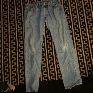 Vintage Levi's 501 Men's Classic Light Blue Straight Jeans